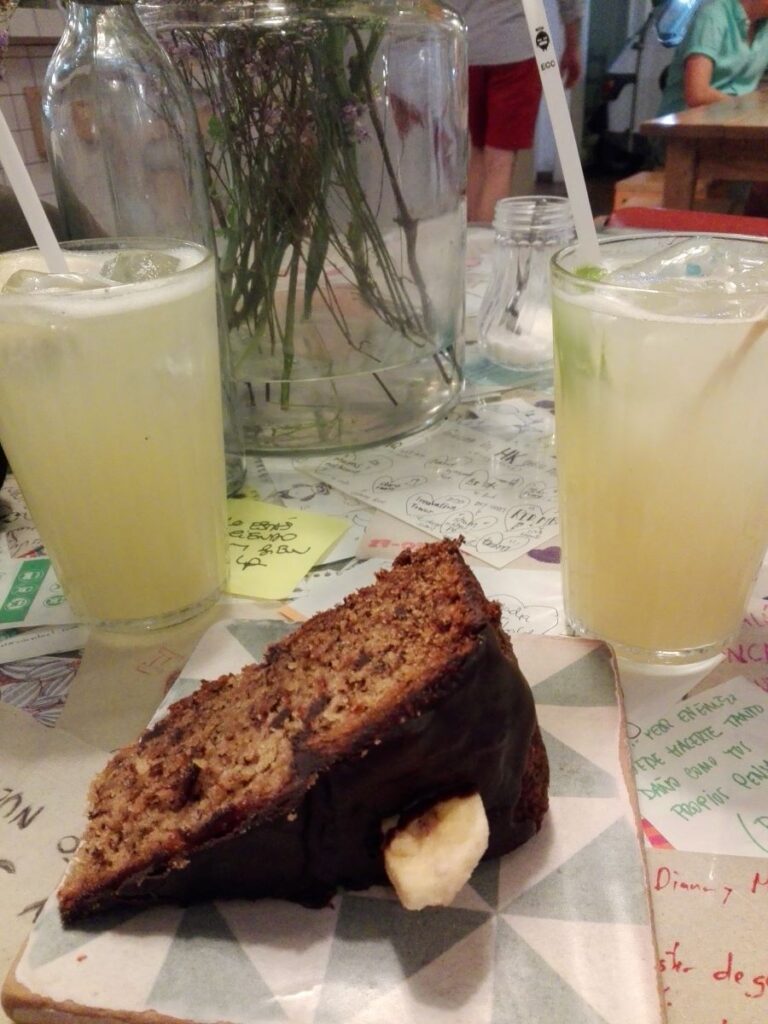 Cake and limonade low in FODMAP