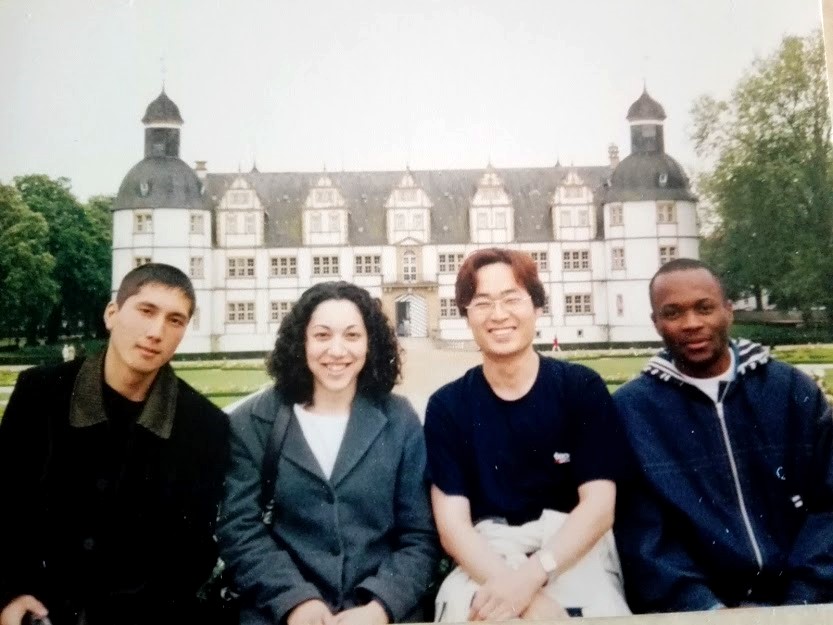 Moi et mes camarades de 3 continents à mon cours d'allemand